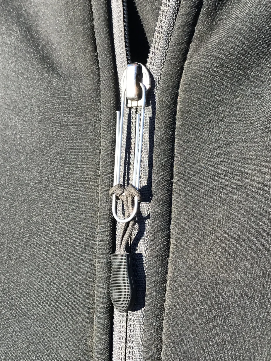 Places that fix jacket deals zippers